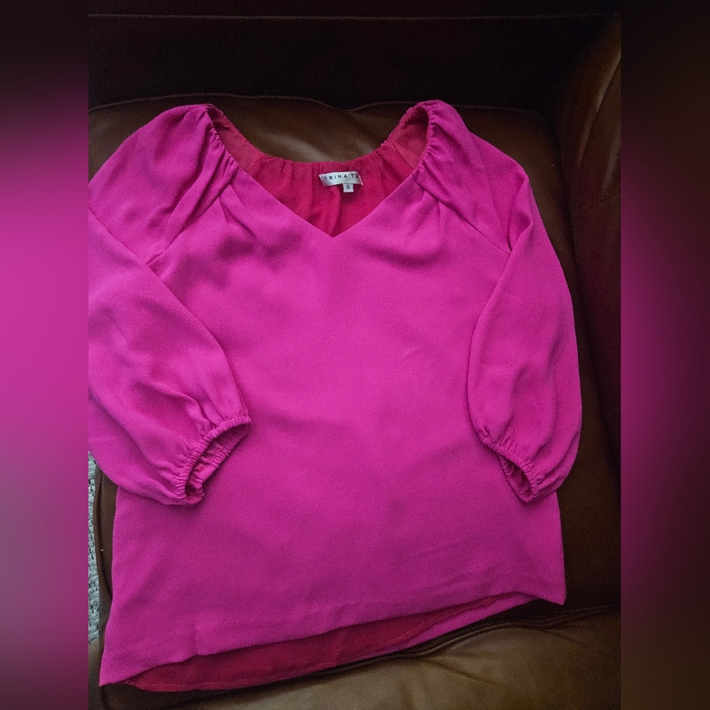 New Trina Turk Hot Pink Blouse size Small